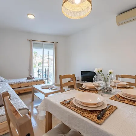 Apartment Malagasuite Beautiful Center *